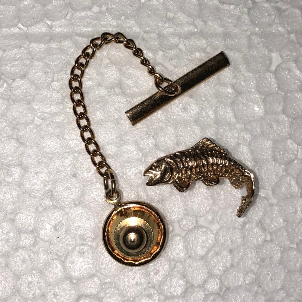 Tie Tack Gold Fish - Picture 2 of 4